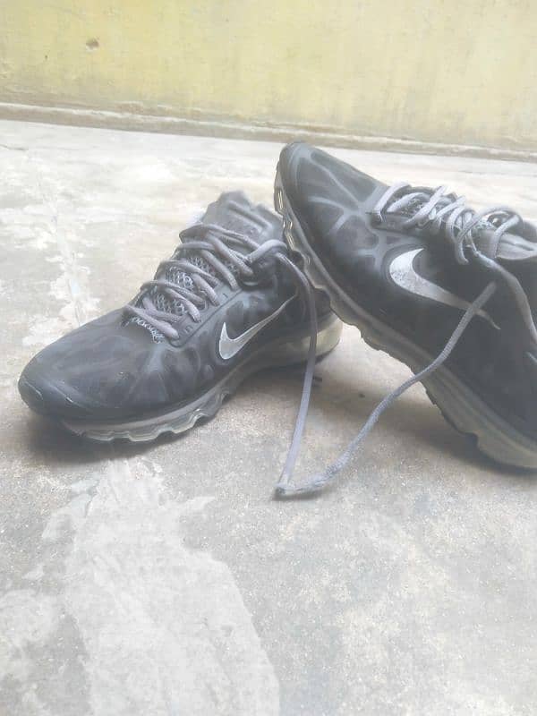 NIKE AIRMAX SHOES USED 4