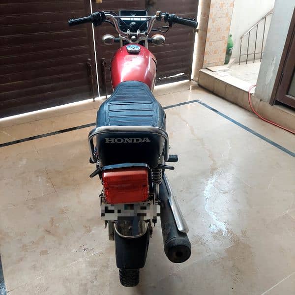 Honda 125 Special edction 2021 4