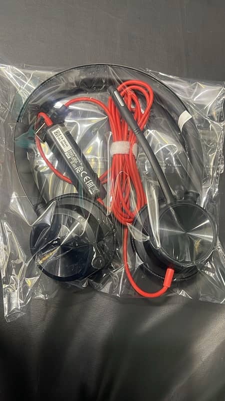 Plantronic 8225 usb headphone 2