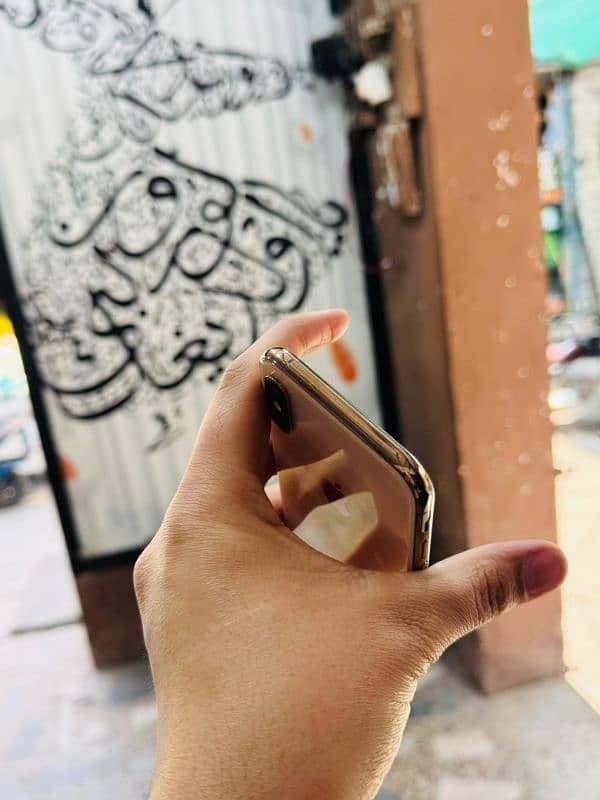 iphone XS 64GB Non PTA Sheesha Condition 6