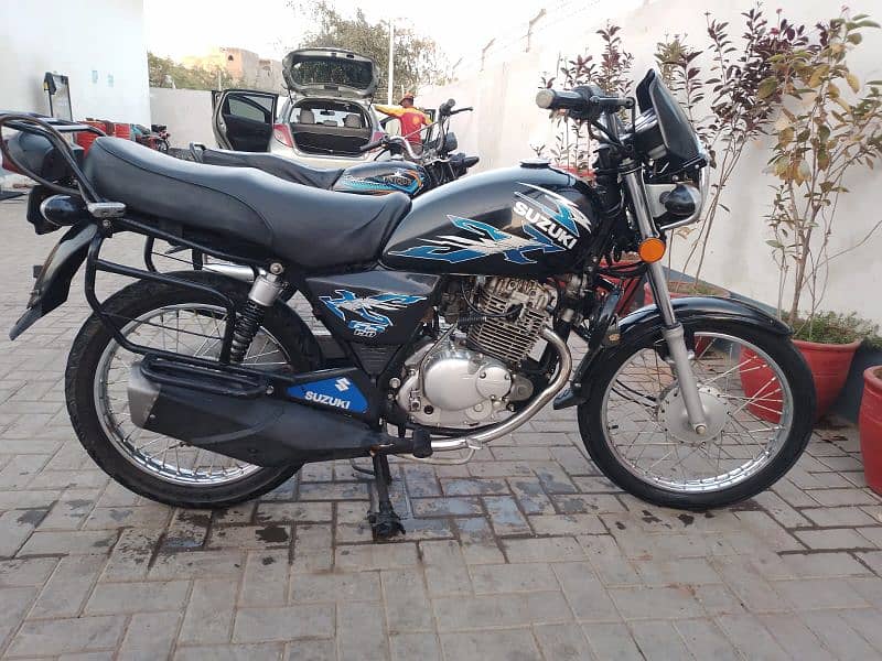 bike for sale suxuki 150 2