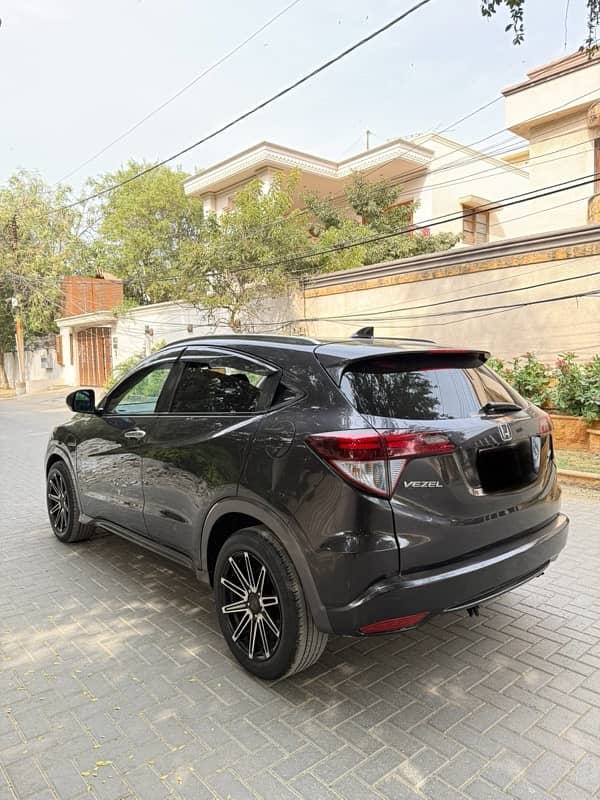 Honda Vezel 2013 Z Sensing Extra Ordinary Condition 0