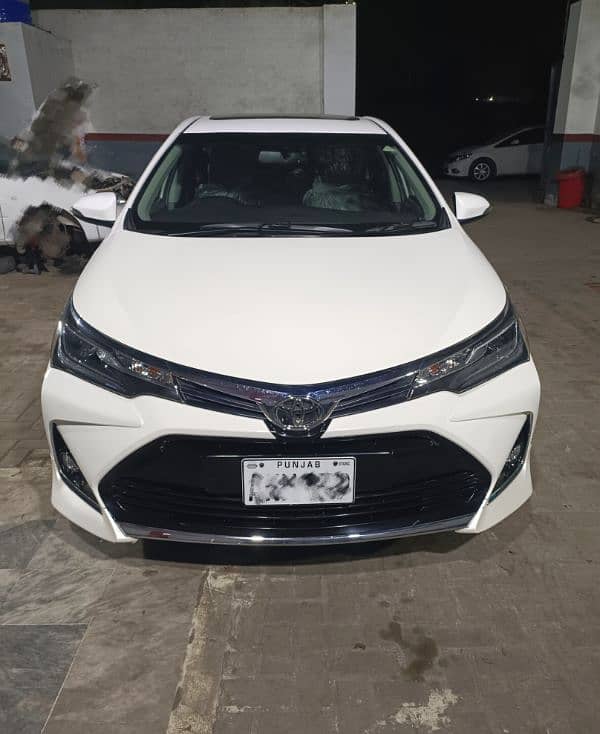 Toyota Altis Grande 2022 1