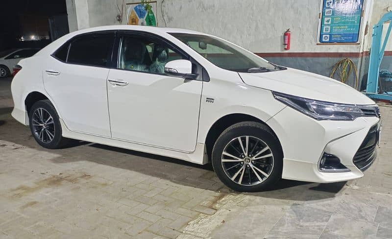 Toyota Altis Grande 2022 12