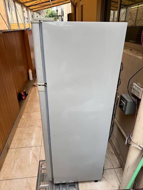 Dawlance Fridge + Freezer 1