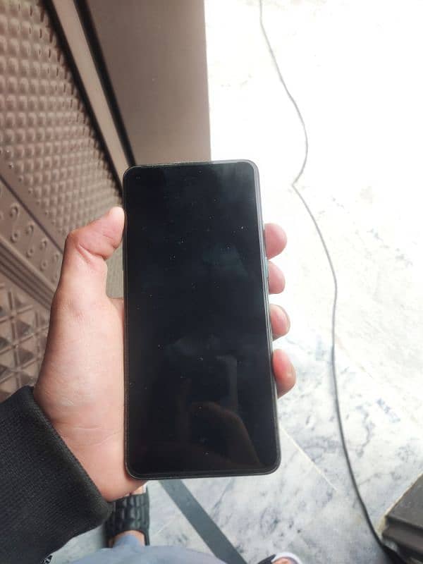 One Plus 8T 12/256 GB for Sale 1