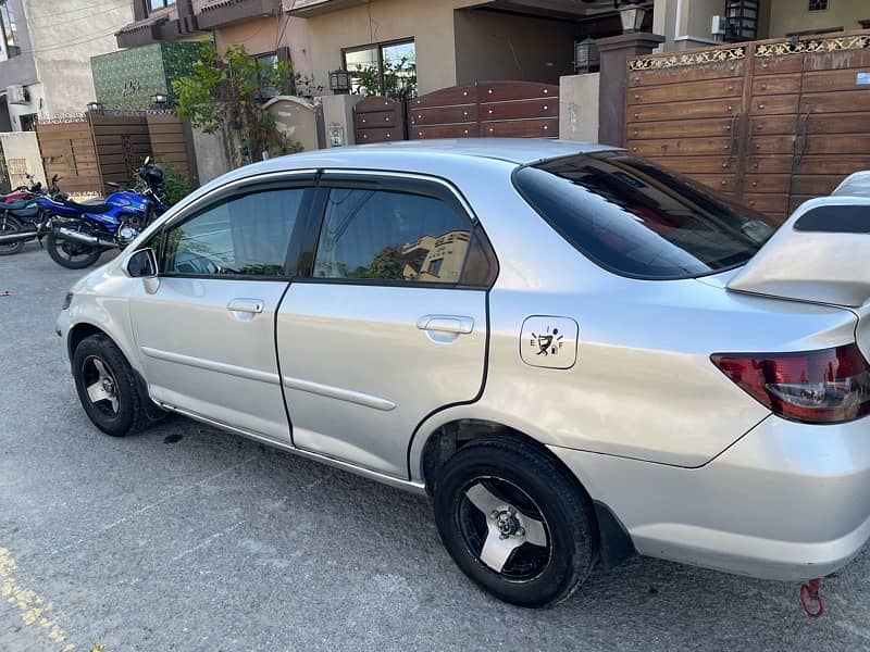 Honda City IDSI 2004 4