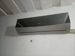 Gree 1.5 ton INVERTER air conditioner