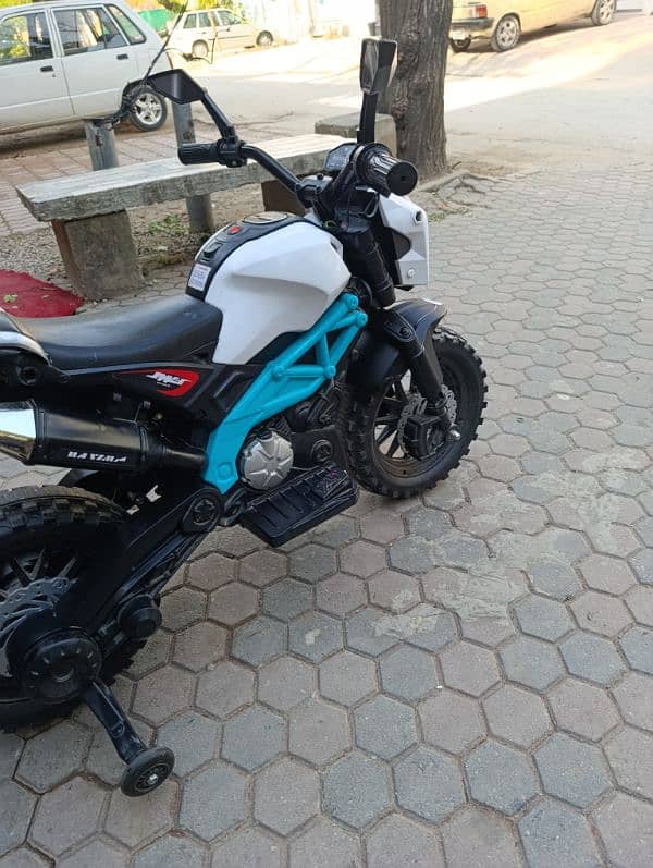 Electric Motor Bike Available for Sale. 6