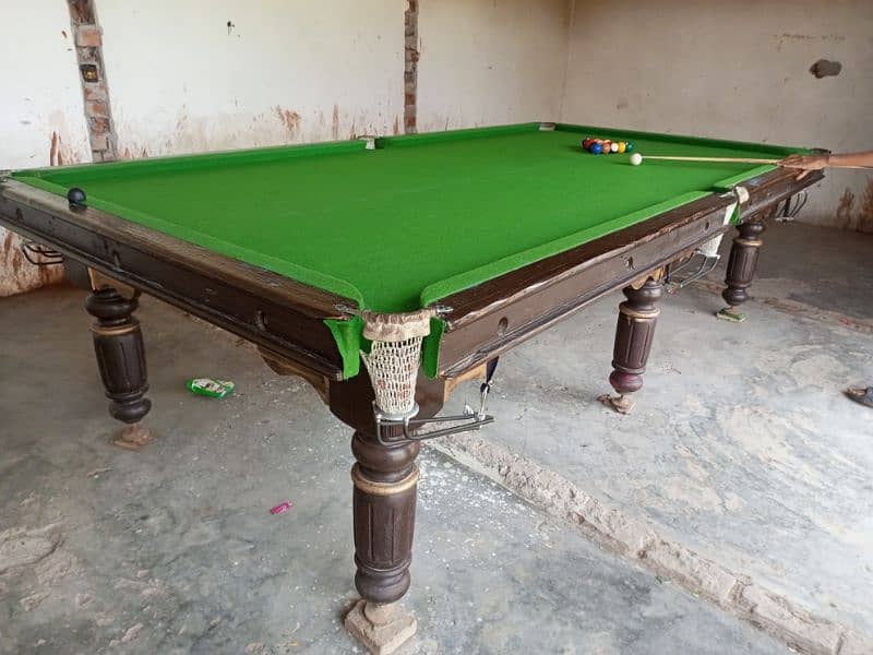 snooker table 0