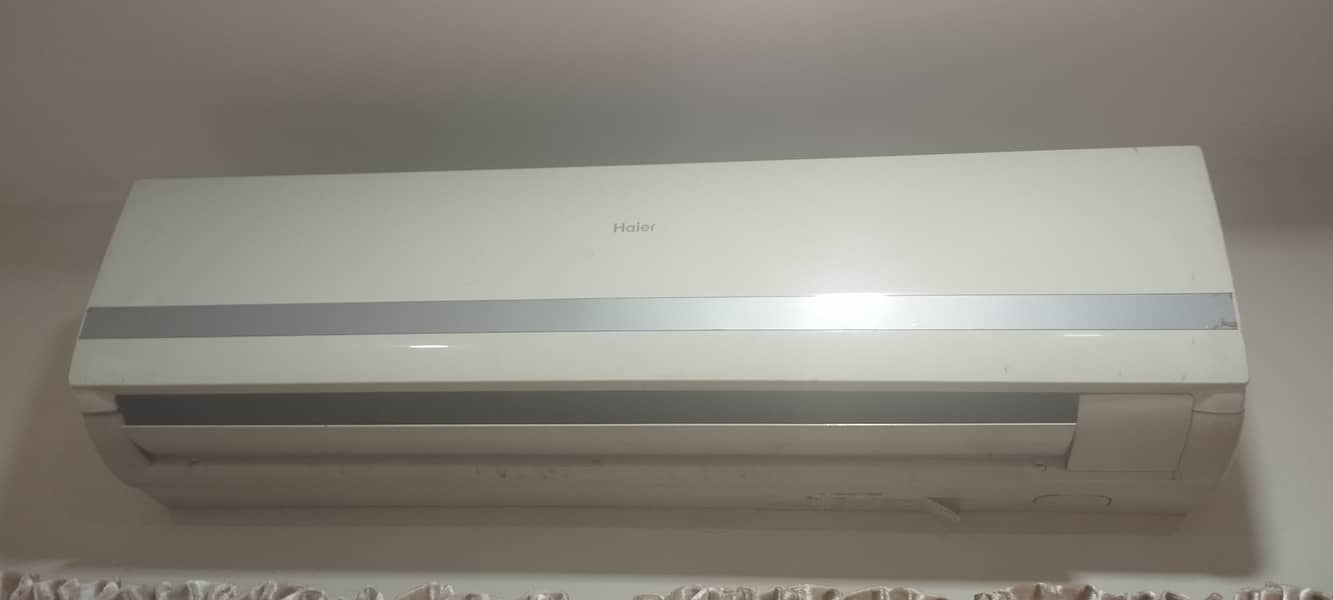 Very good condition haier 1.5 ton ac for sale in bahria town lahore 0