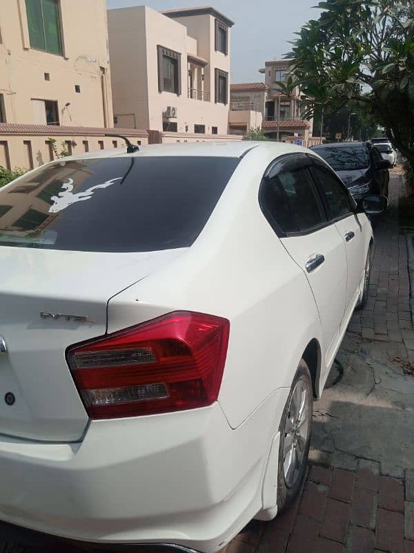 Honda City IVTEC 2015 Genuine condition 3