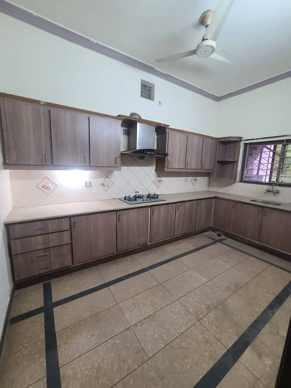 2 bedroom beautiful upper portion available for rent 3