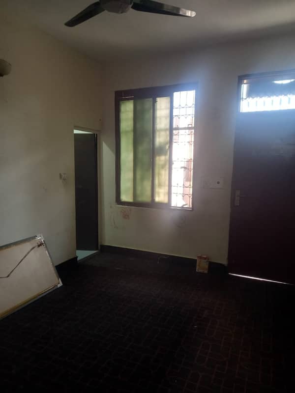 3MARLA MARBLE FLOORING LOWER PORTION FOR RENT IN ALLAMA IQBAL TOWN 1