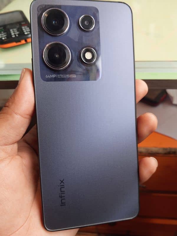 Infinix not30 condition 9/10 0