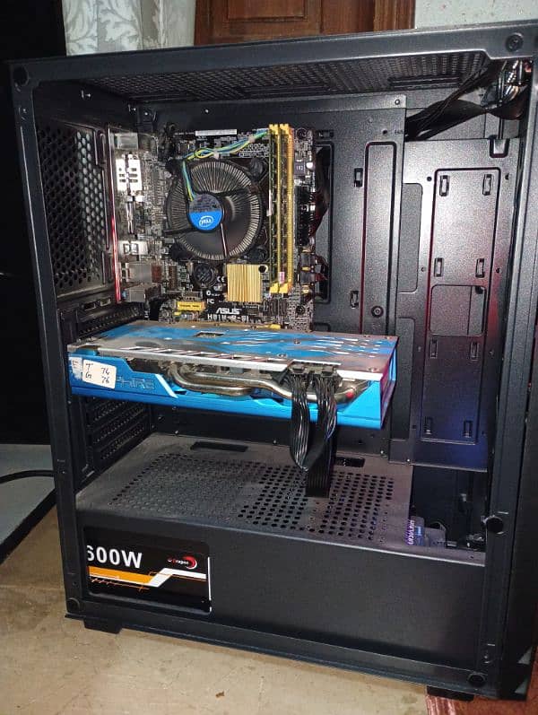 Gaming PC for sale with screen 4