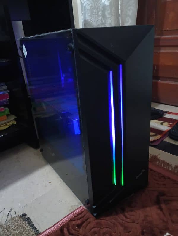 Gaming PC for sale with screen 5