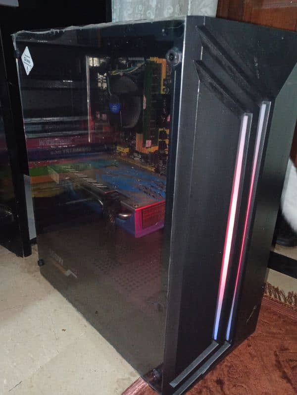 Gaming PC for sale with screen 6