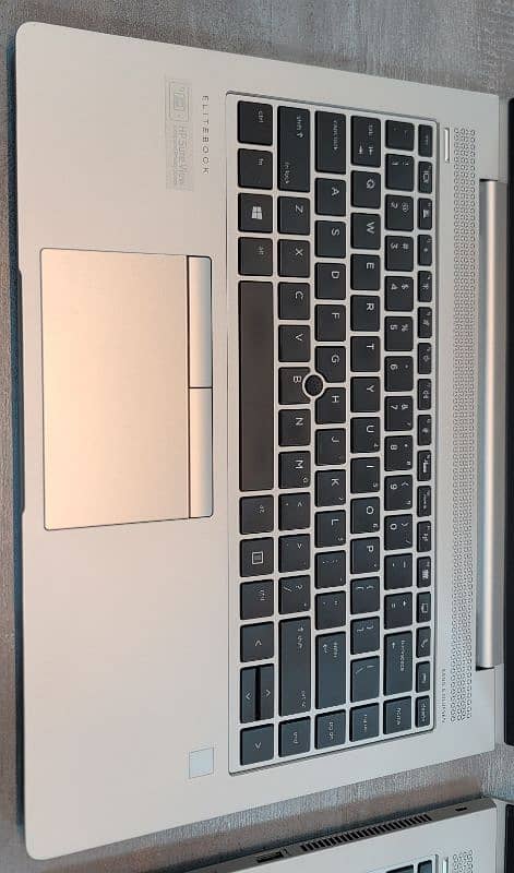 hp elitebook  745 G6 3