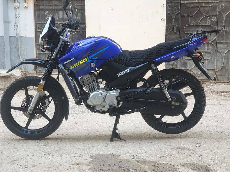 Yamaha YBR 125G Modified 12