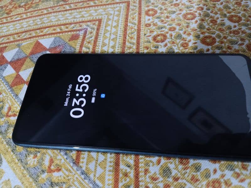 OPPO Reno 11F 5G / 8-256 GB 0