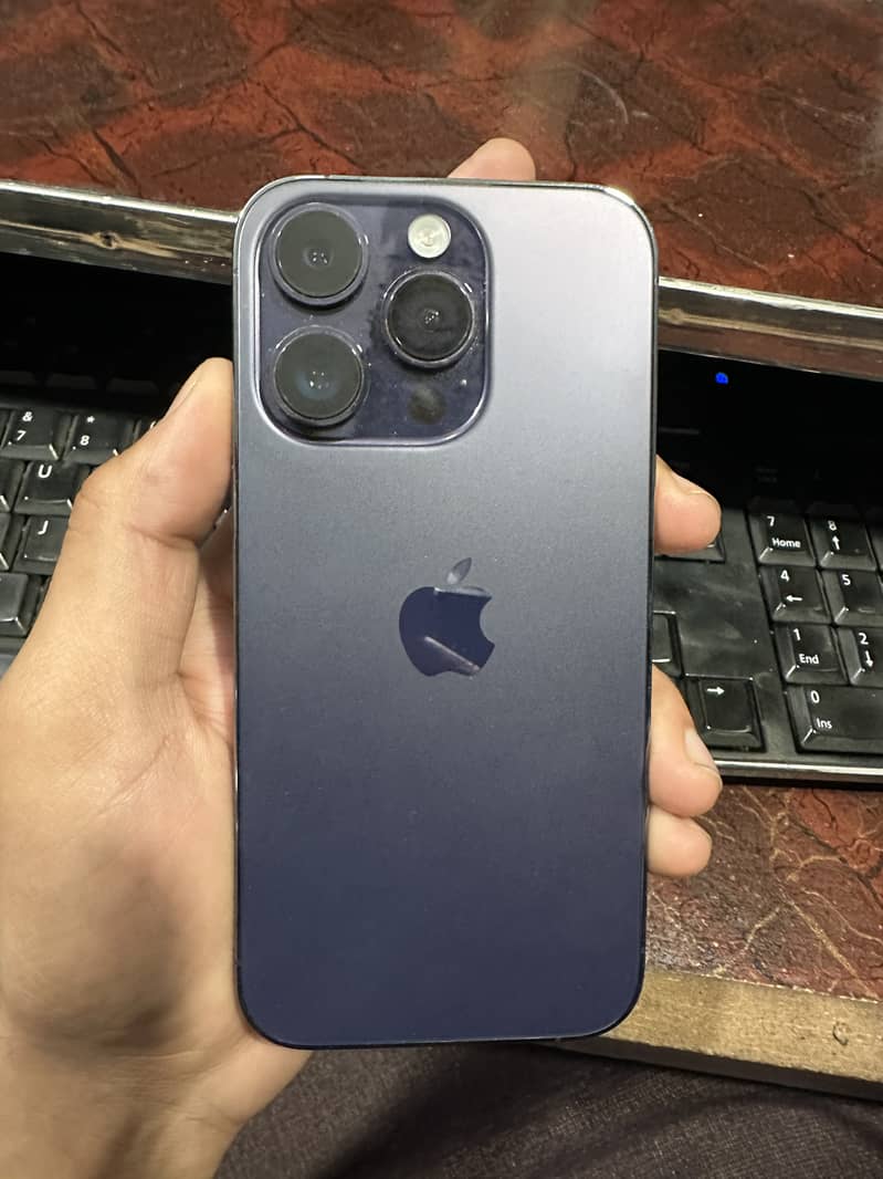 Apple iPhone 14 Pro 0