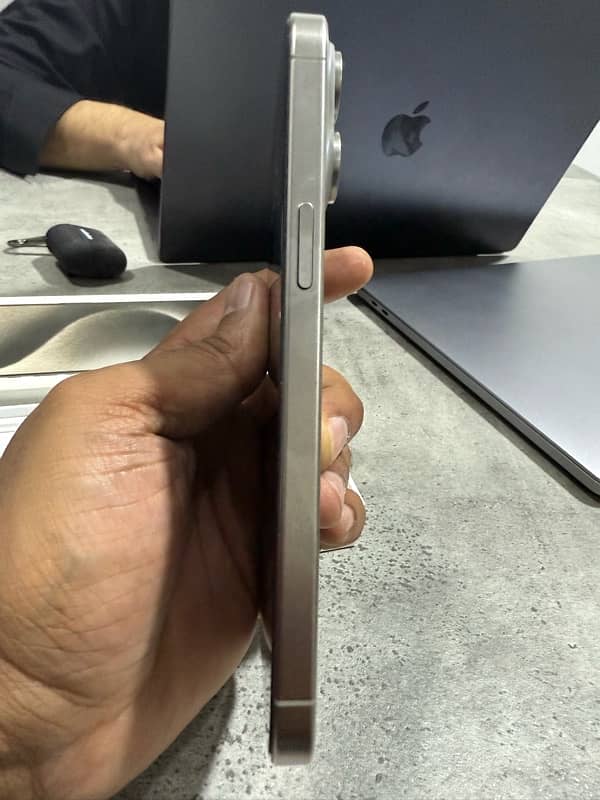 iphone 15 pro max 256gb pta approved 1