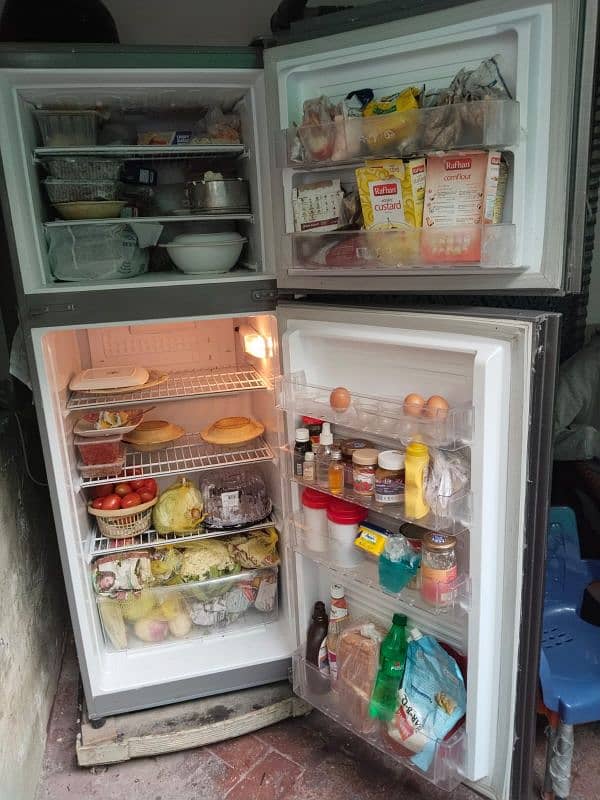 selling pel 6350 refrigerator 1