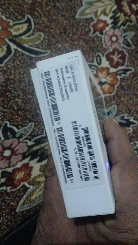 A34 5g . . . . Samsung 8+8. . . . 256Gb۔۔۔exchange  possible 3