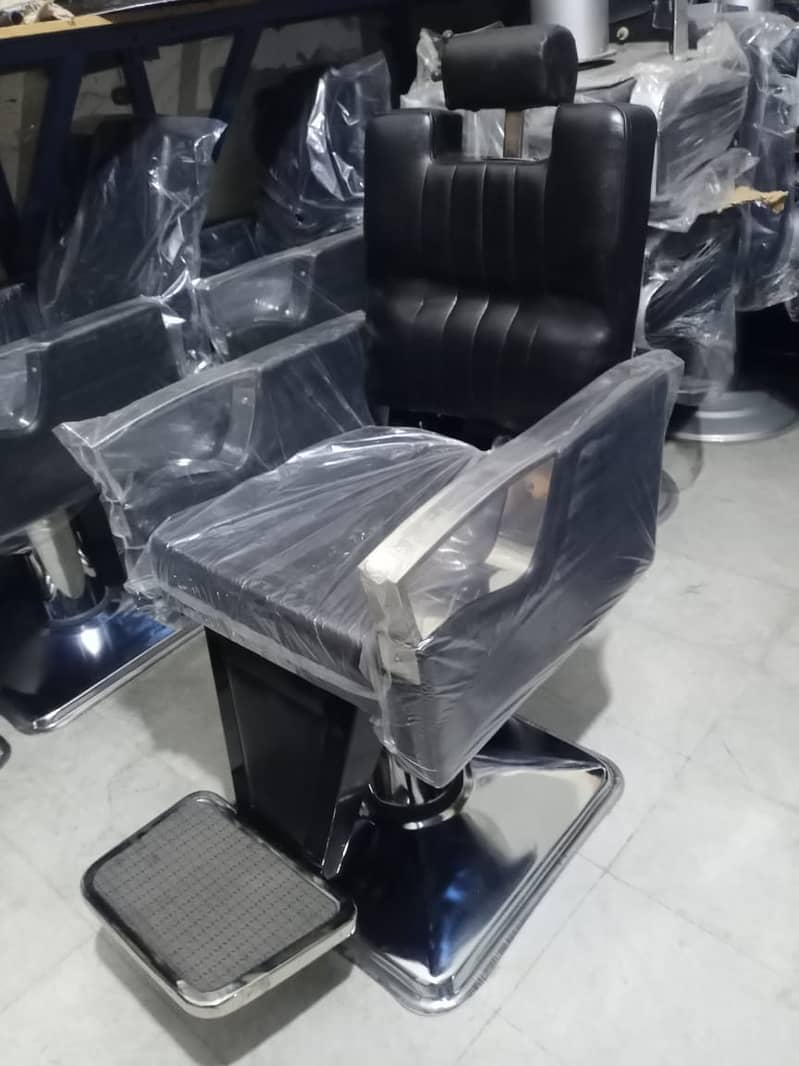 Saloon Chair / Parlour Chair / Manicure / Pedicure Chair /Barber chair 18