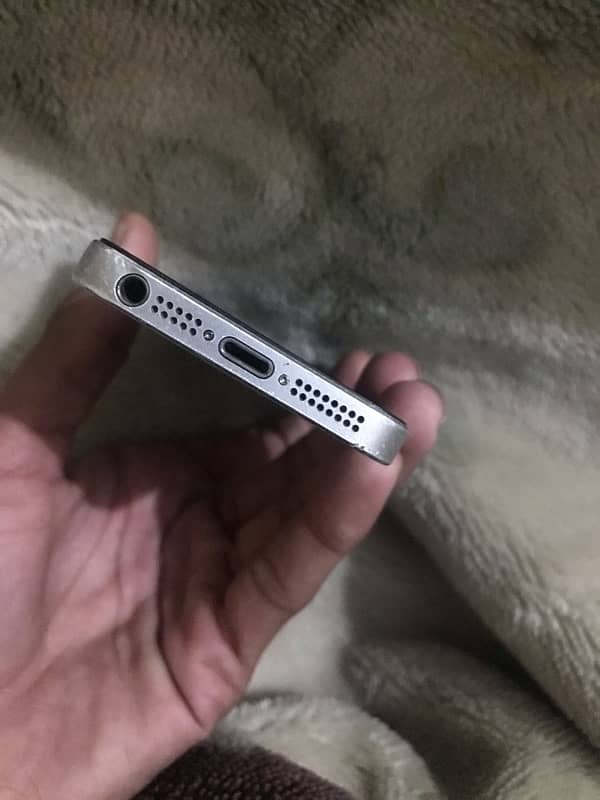 iPhone Se for sale 3