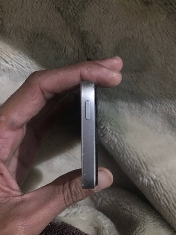 iPhone Se for sale 4