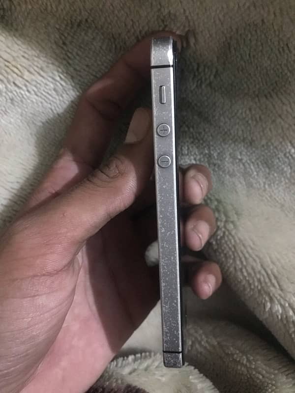 iPhone Se for sale 5