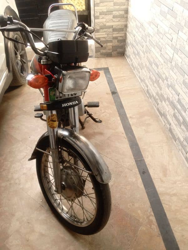 Good condition Honda 125 sale lhr 0