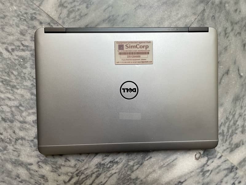 Dell latitude E7240 i5 4 gen with 256 Gb SSD 0