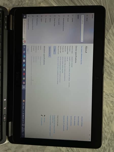 Dell latitude E7240 i5 4 gen with 256 Gb SSD 8