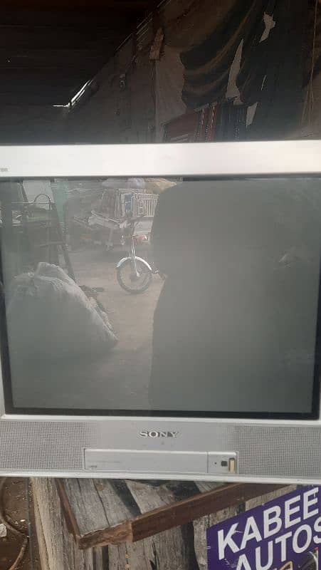 Sony TV 21 inch without remote 0