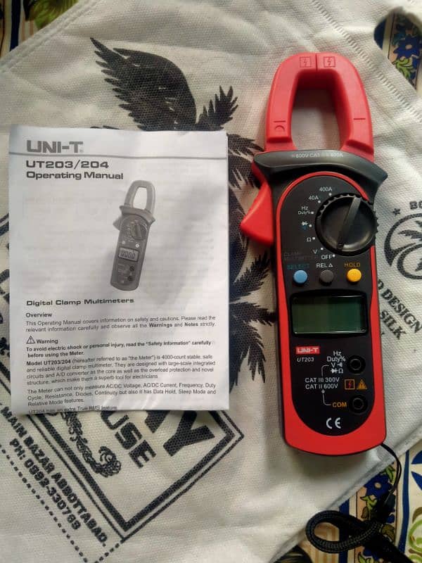 digital clamp multimeter u t 200 series 4