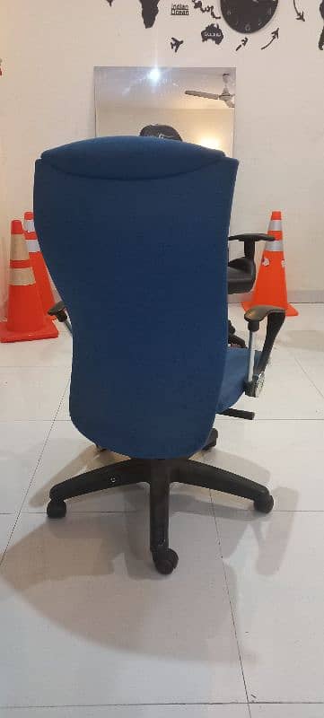 Office chairs 1