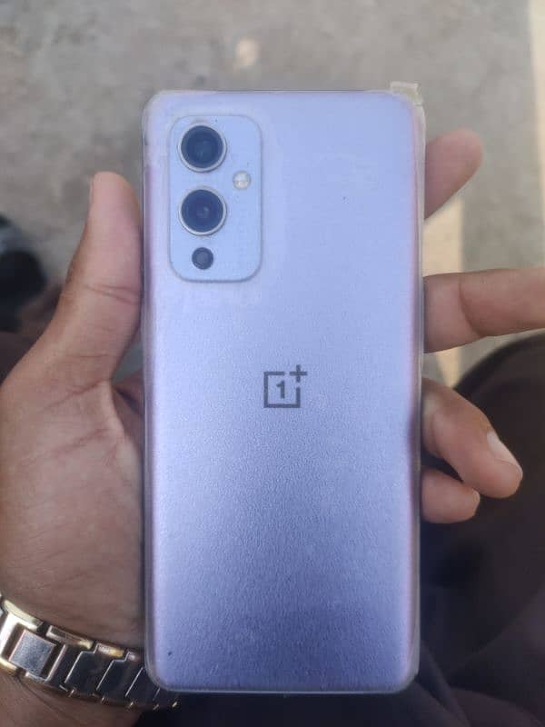 OnePlus 9 8/128 1