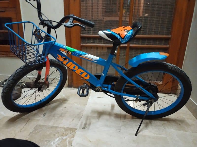 kids bicycle in good condition 0