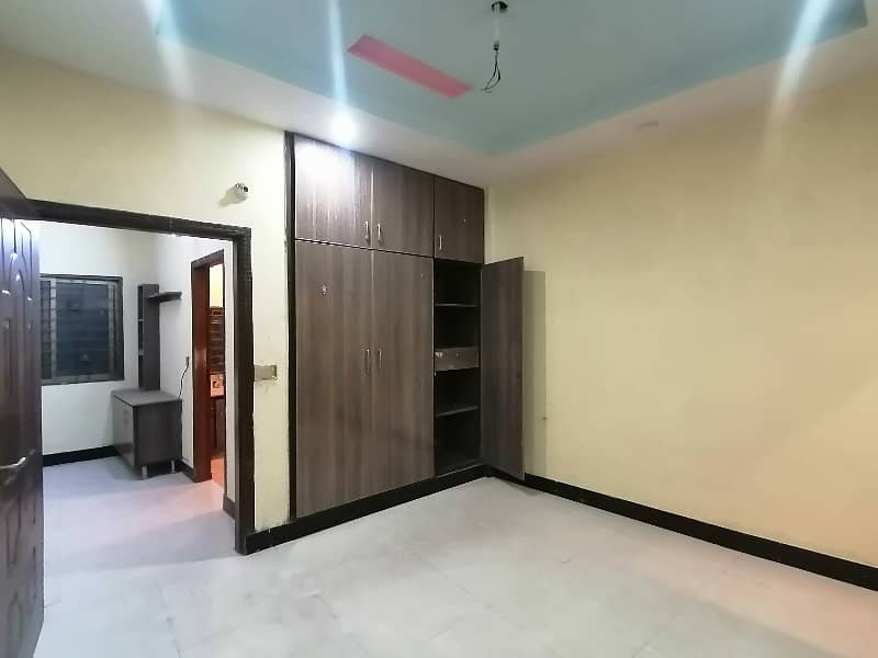 665 Square Feet Flat For sale In Ichhra 1