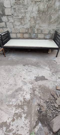 Iron bed for sale single