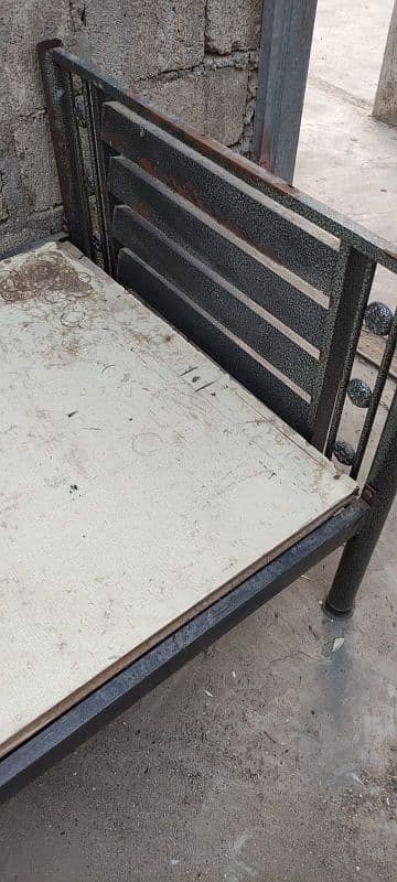 Iron bed for sale single 3