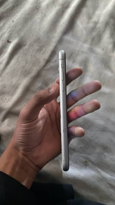 IPhone XR 128 GB Non PTA 4