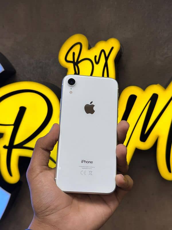 Iphone XR Factory Unlocked 128gb PTA Approved 0