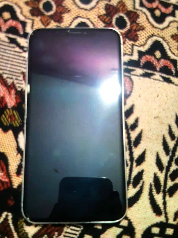 iPhone x model hai good condition exchange posibal hai 3