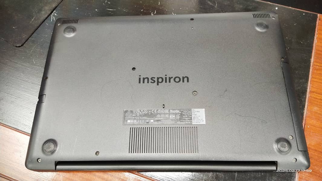 Dell Inspiron 15, 5000 Series, i7, 24 GB RAM 3