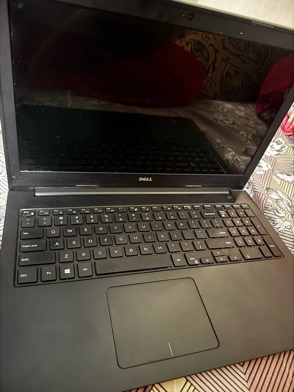 Dell Laptop with 6gb Graphic card (Amd radeon) 1