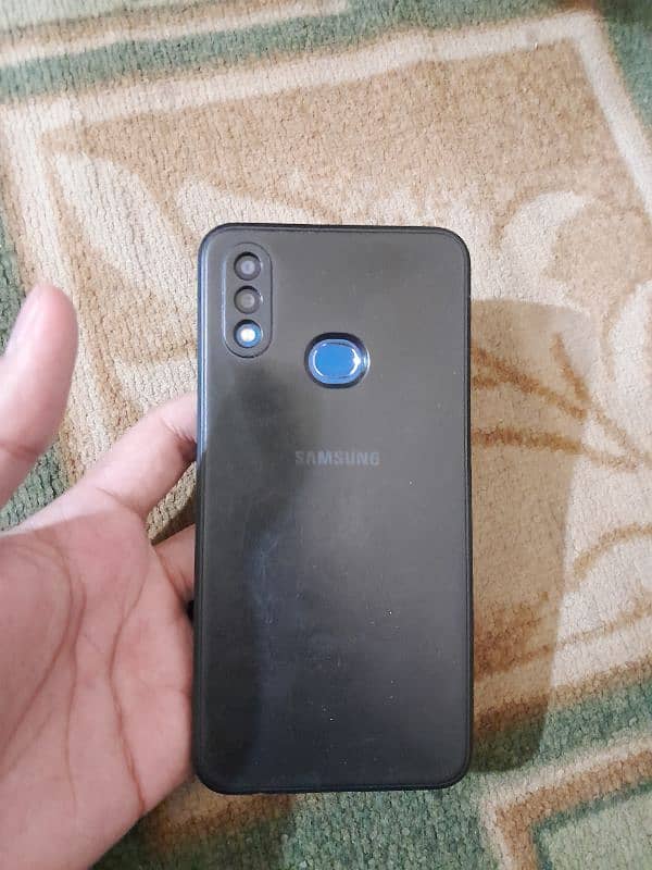 Samsung A10s 2/32 gb 2